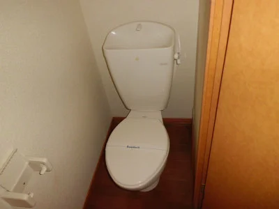 風呂とトイレは別スペース。