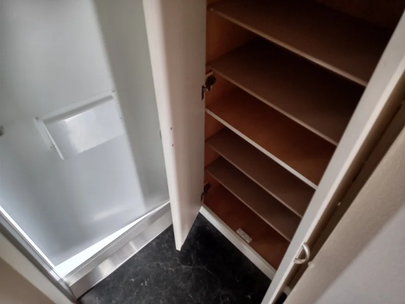 シューズボックス付き