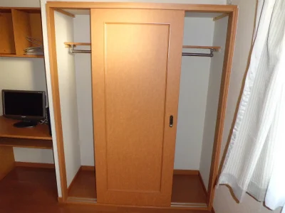 衣服をたくさん掛けられます。