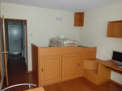 布団が付くのは、短期契約の時のみです。