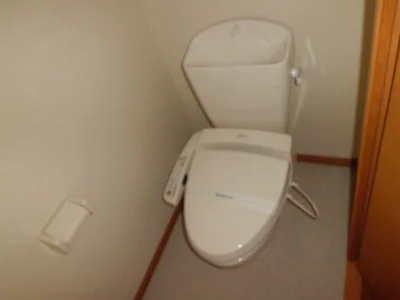 人気のウォッシュレット付きです。