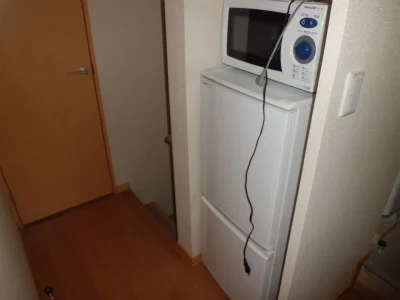 冷蔵庫と電子レンジ。