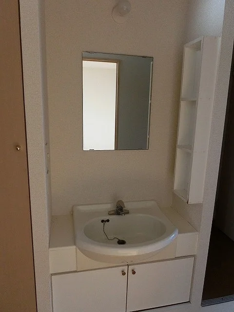 独立洗面台