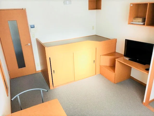 1階フローリング、2階カーペット