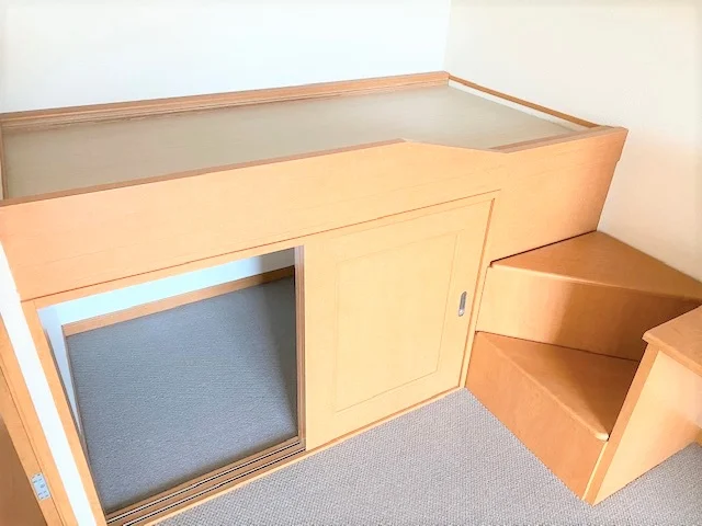 居室内備え付けベッド