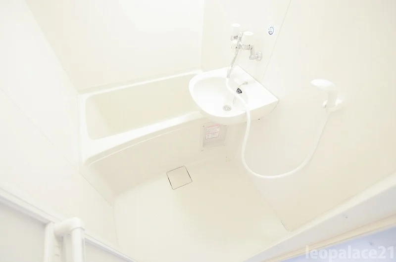 備品や設備仕様は号室等により異なります現地をご確認ください。