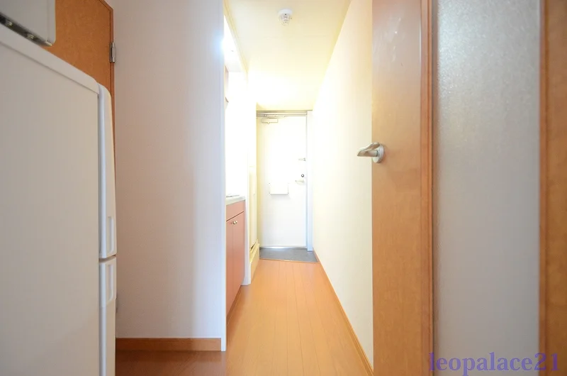 備品や設備仕様は号室等により異なります。現地をご確認下さい。