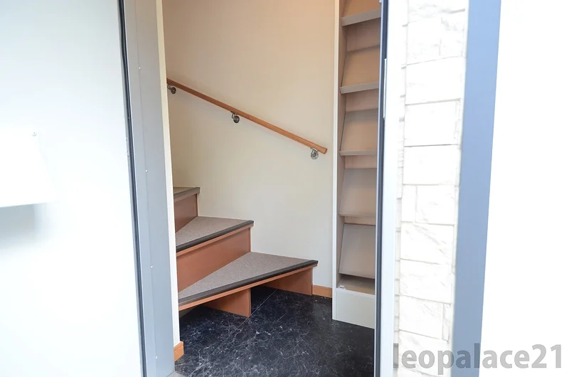 備品や設置仕様は号室等により異なります。現地をご確認下さい。