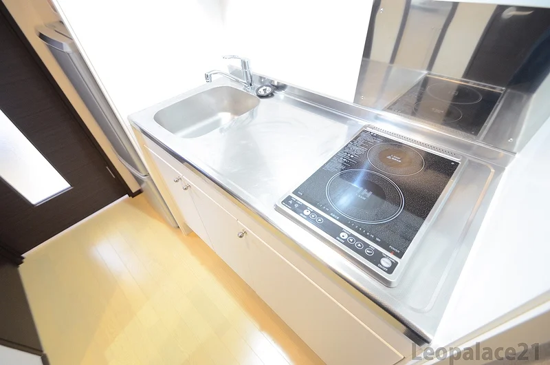 実際のお部屋と異なる場合がございます。