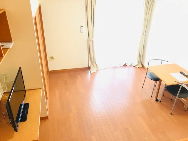 1階フローリング、2階カーペット