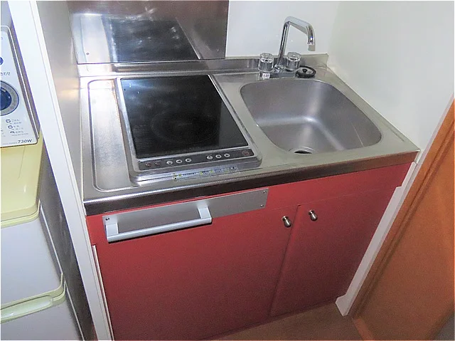 2口の電気コンロまたはIHコンロとなります