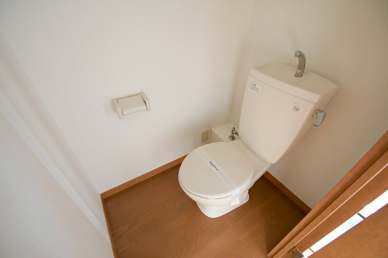 お風呂とトイレは完全別です