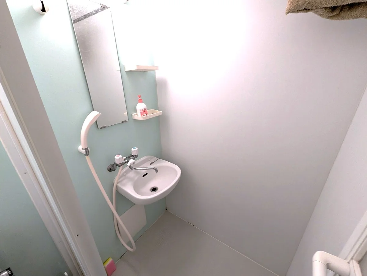 シャワールームはお掃除が簡単♪