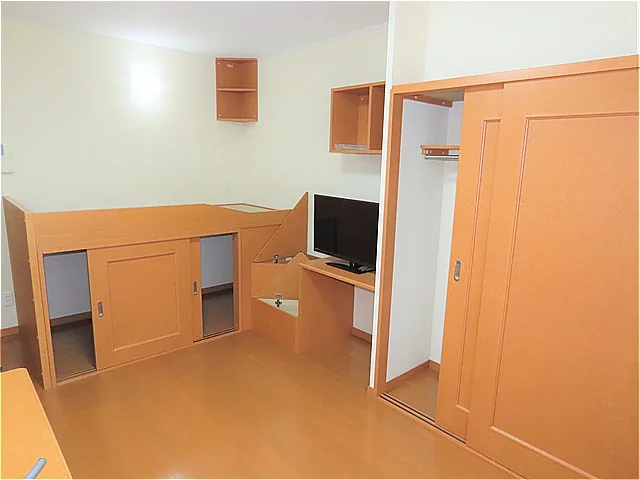 クローゼット、ベッド下収納あり