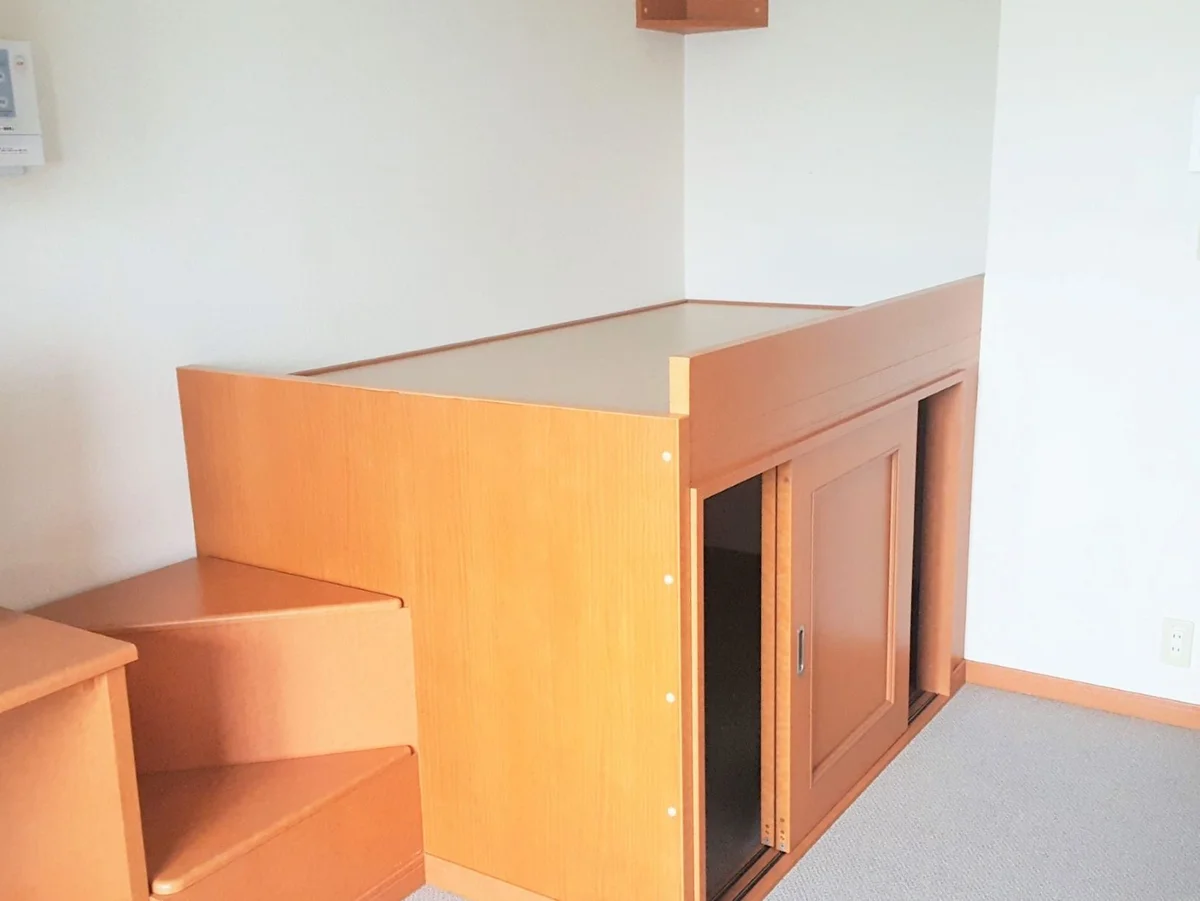 居室内備え付けベッド