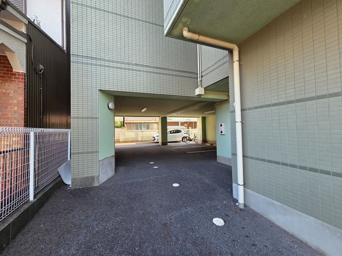 敷地内駐車場
