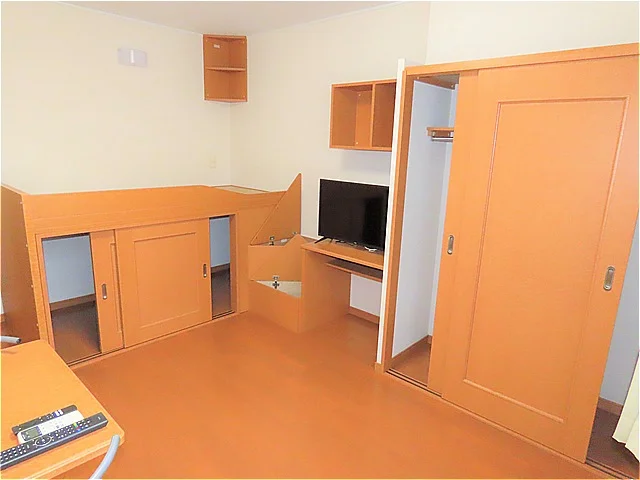 クローゼット、ベッド下収納あり