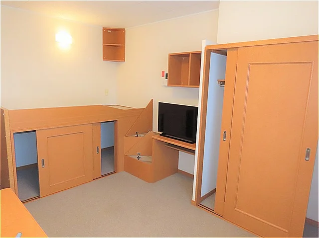 クローゼット、ベッド下収納あり