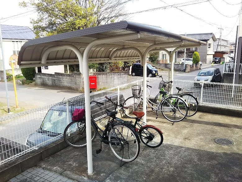 駐輪場完備