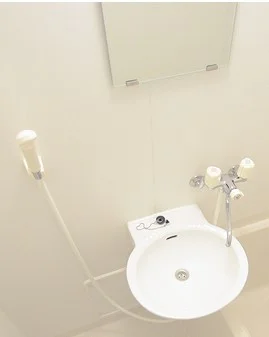 実際のお部屋と異なる場合がございます。
