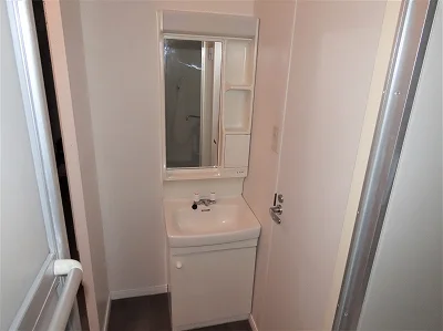 使いやすい独立洗面台です