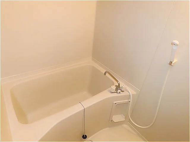 お風呂、トイレは完全別です