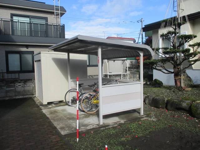 屋根付き駐輪場