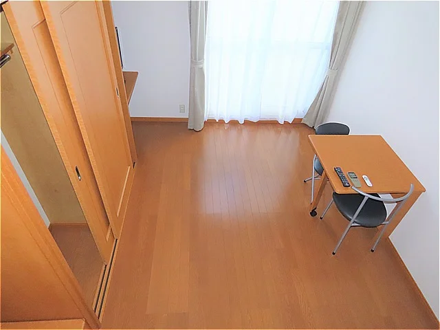 ベッド上からのアングルです