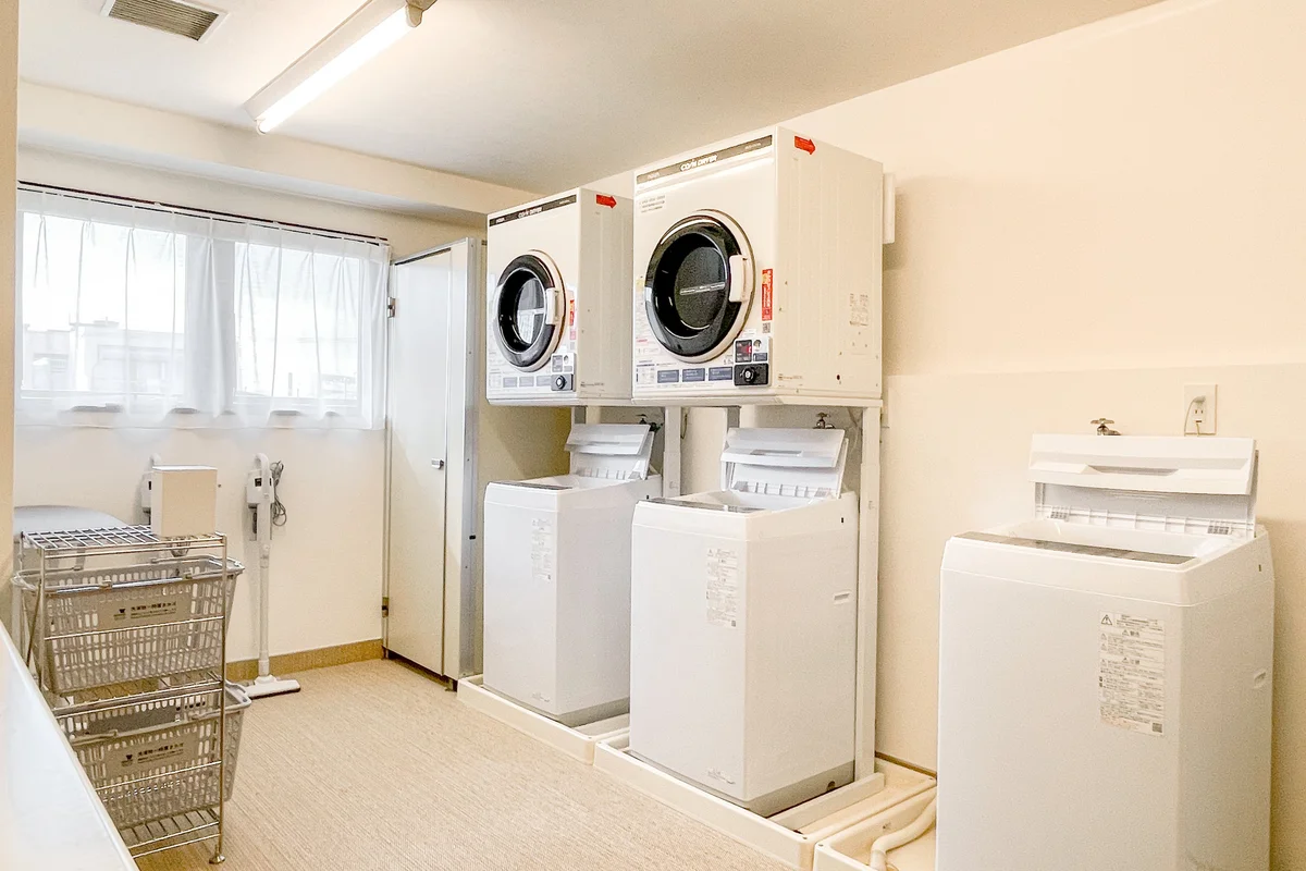 洗濯機と洗剤、アイロンは無料です！（乾燥機は有料）