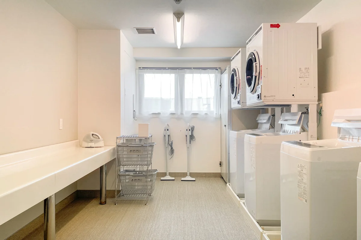 こちらはランドリー。2階は女性専用、3階は男性専用です。