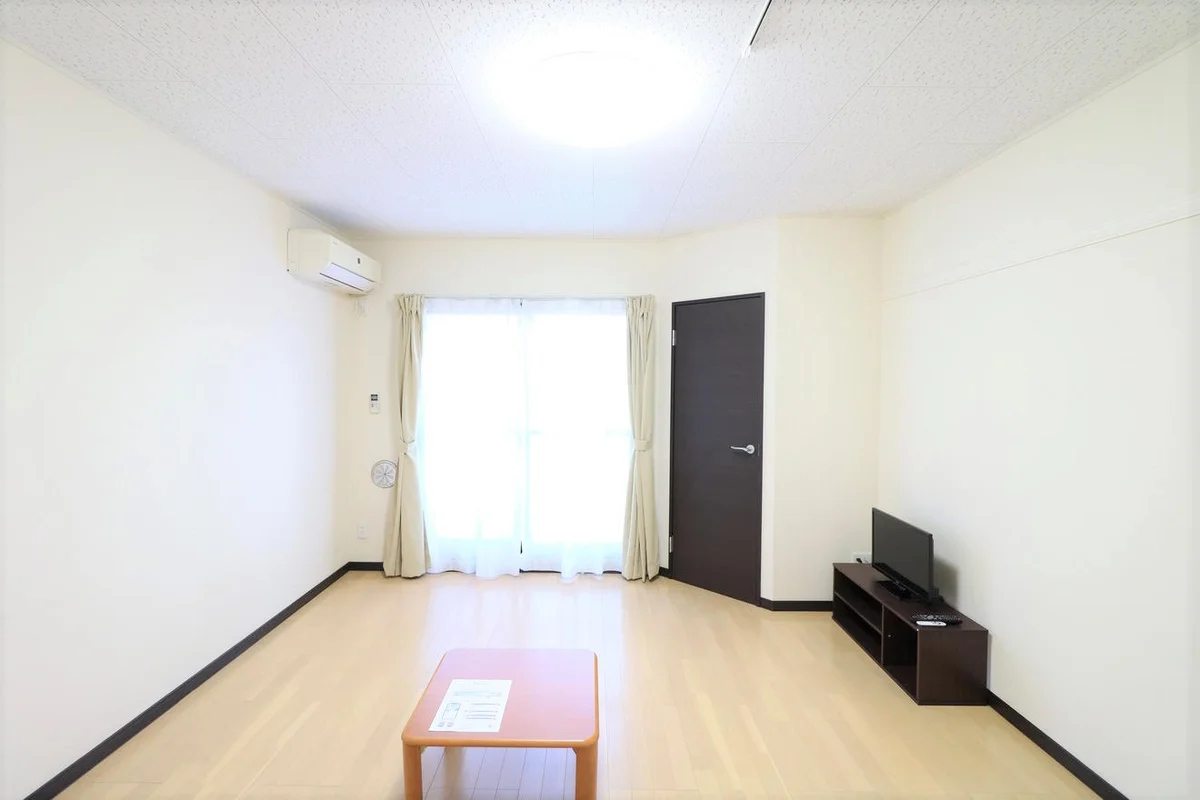 大型家具家電付きにより初めての一人暮らしの方も安心！