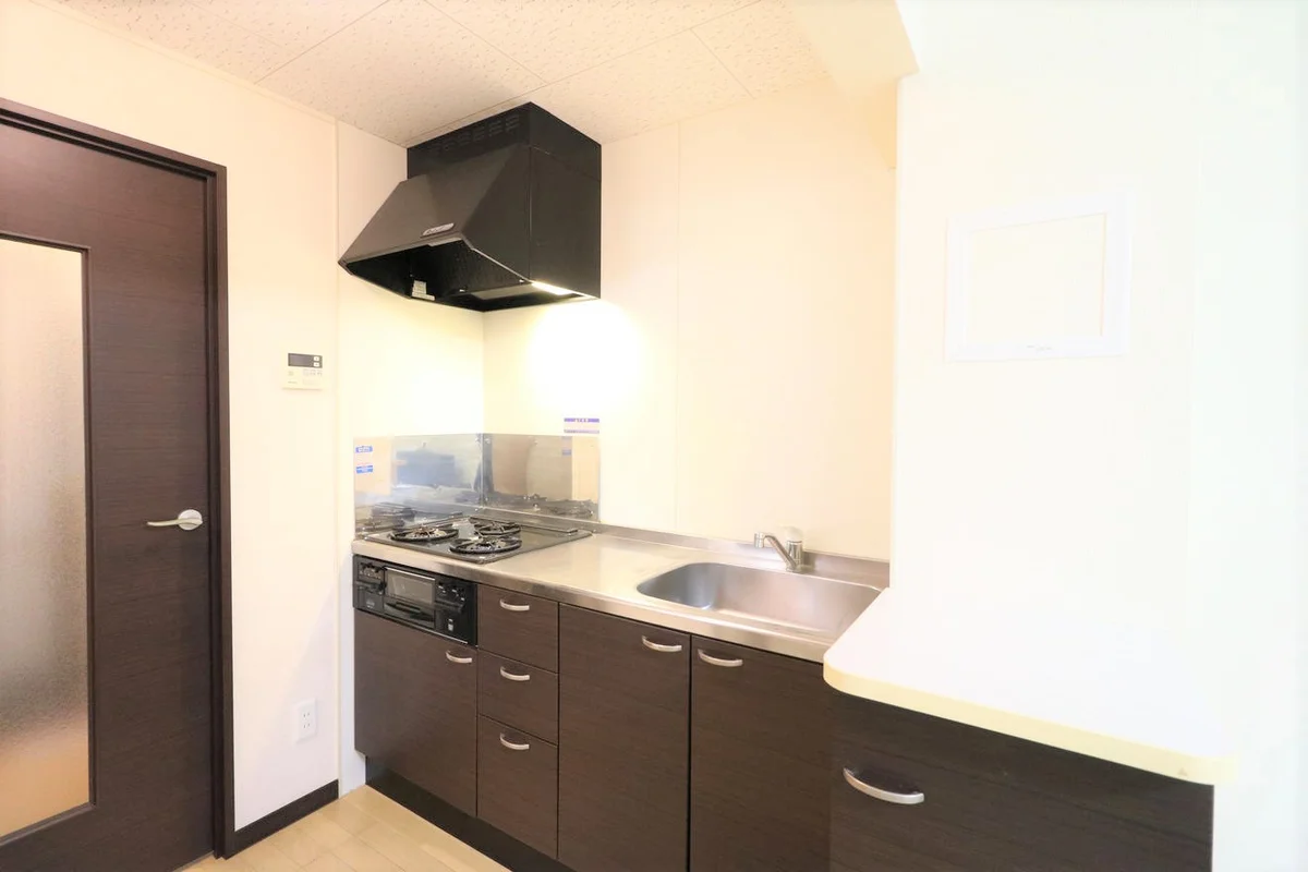 システムキッチン完備でお料理好きの方におススメ！