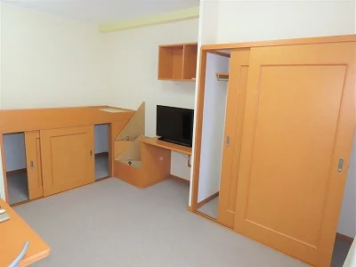 クローゼット、ベッド下収納あり