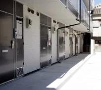 共用部分は清掃業者が清掃しています。