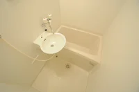 備品や設備仕様は号室等により異なります現地をご確認下さい。