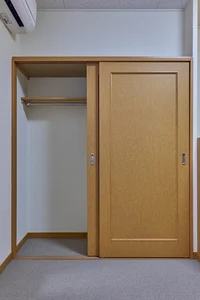 1Fはフローリング、2Fは絨毯仕様です。