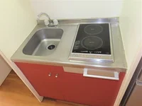 2口の電気コンロまたはIHコンロとなります