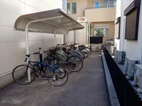 駐輪場完備
