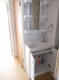 独立洗面台