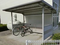 屋根付き駐輪場あり