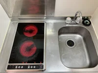 2口ラジエントヒーター付き。部屋により設備が異なる場合あり。