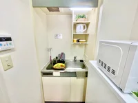 ※撮影用の観葉植物・食器調理器具・雑貨類等はございません。※図面・写真は現況優先。