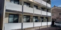 1Fはフローリング仕様 2F以上は絨毯仕様となります。