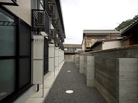 1Fはフローリング 2Fは絨毯仕様※101-104号室タイプ