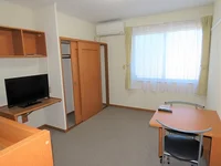 2階はカーペットのお部屋です