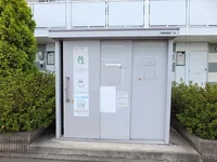 敷地内にゴミ庫が設置されておりゴミ捨てに便利です
