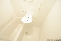 設備・使用は号室により異なる為、現況を優先致します。