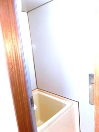 ユニットバス。