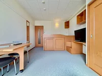 2階 部屋