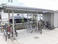 屋根付き駐輪場あり